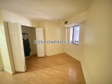 Boston - 2 Beds, 2 Baths