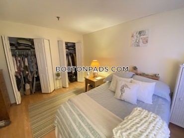 Boston - 2 Beds, 2 Baths