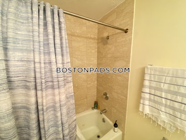 Boston - 2 Beds, 2 Baths