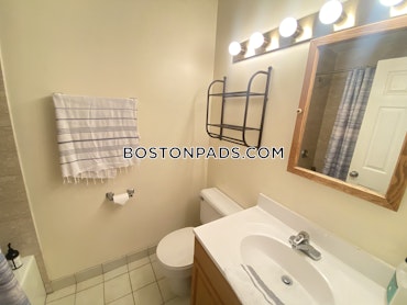 Boston - 2 Beds, 2 Baths