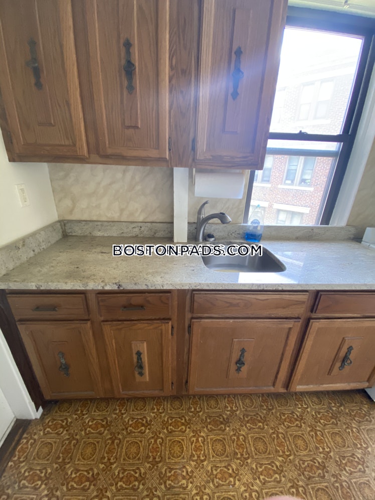 Fellsway West, Medford