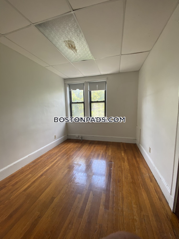 Fellsway West, Medford