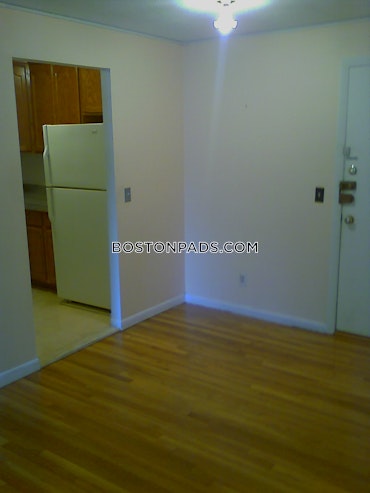 Boston - 2 Beds, 1 Baths