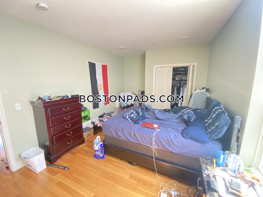 BOSTON - ROXBURY - 3 Beds, 2 Baths - Image 1