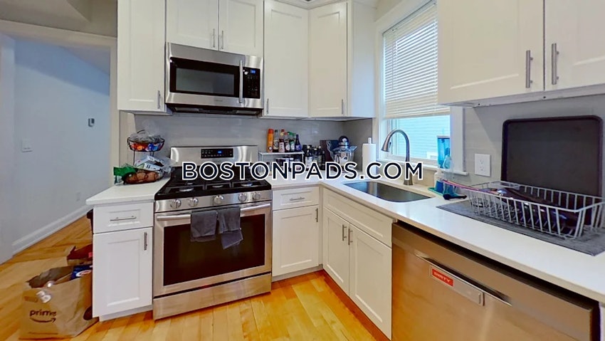 BOSTON - BRIGHTON - OAK SQUARE - 5 Beds, 2 Baths - Image 1