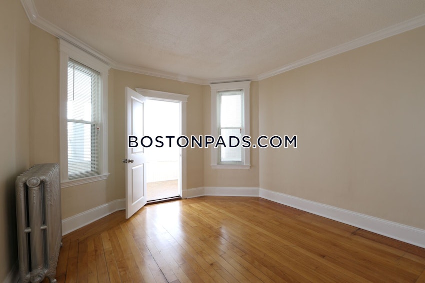 BOSTON - ROXBURY - 5 Beds, 1.5 Baths - Image 2