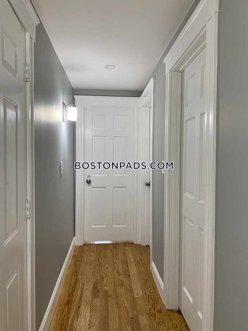 BOSTON - MISSION HILL - 5 Beds, 2 Baths - Image 19