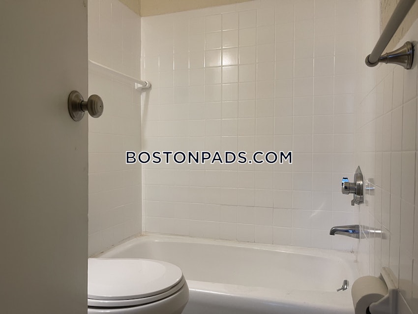 BOSTON - MISSION HILL - Studio , 1 Bath - Image 4