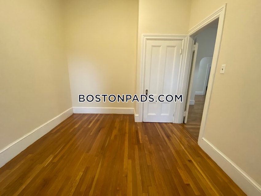 BOSTON - ROXBURY - 3 Beds, 1 Bath - Image 22