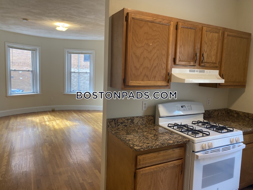 BOSTON - MISSION HILL - 1 Bed, 1 Bath - Image 5