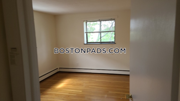 Riverside St., Watertown