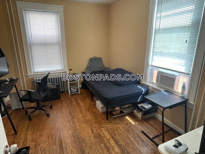 BOSTON - BRIGHTON - BRIGHTON CENTER - 3 Beds, 1 Bath - Image 8