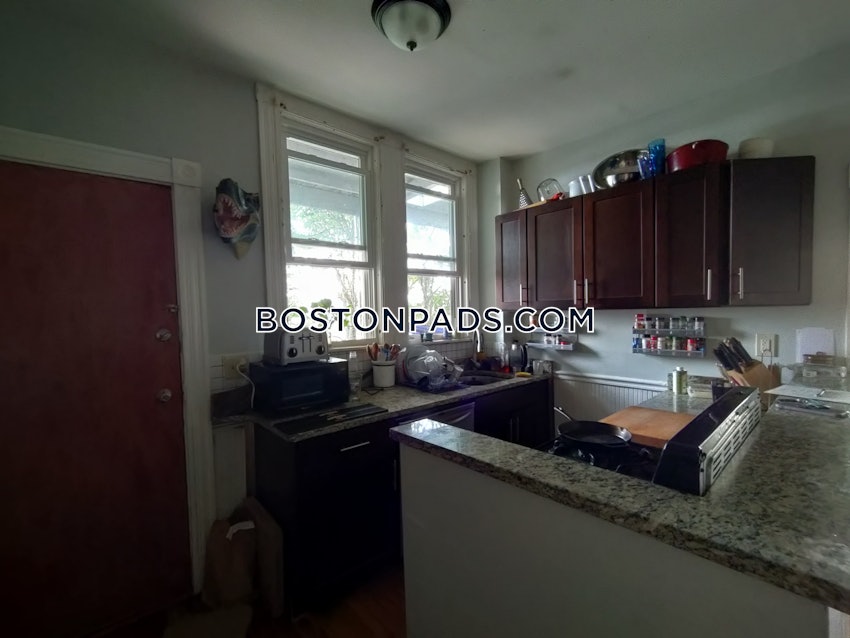 BOSTON - EAST BOSTON - EAGLE HILL - 3 Beds, 1 Bath - Image 2