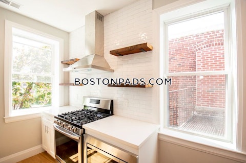 Lubec St. Boston photo 6