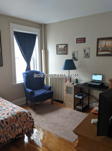 Boston - 1 Beds, 1 Baths