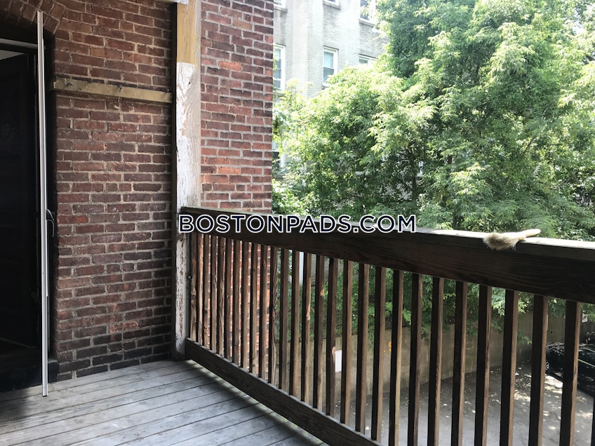 Boston - $5,150+ /month
