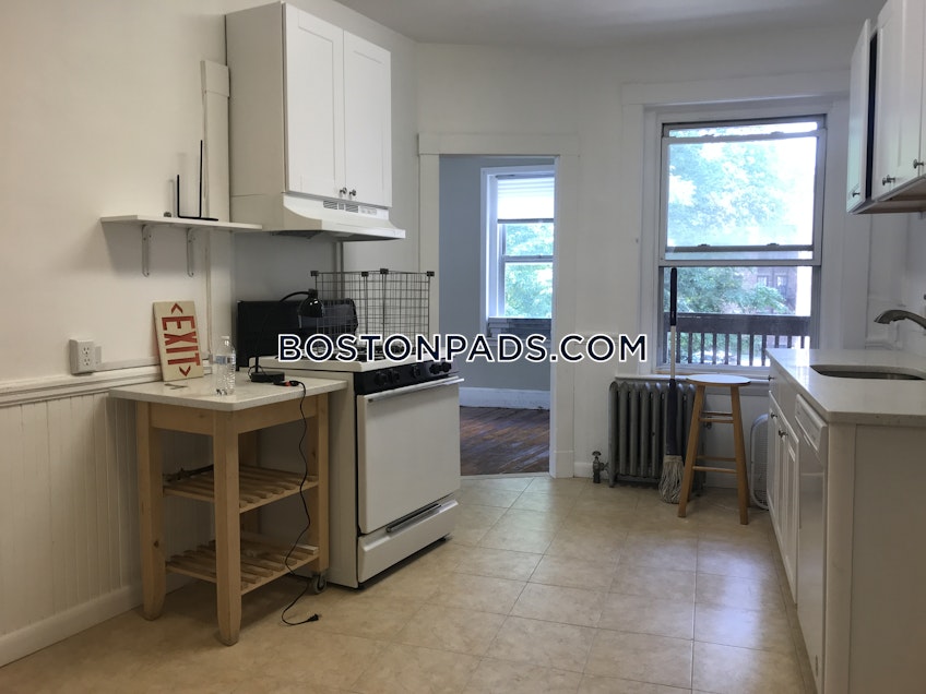 Boston - $5,150+ /month