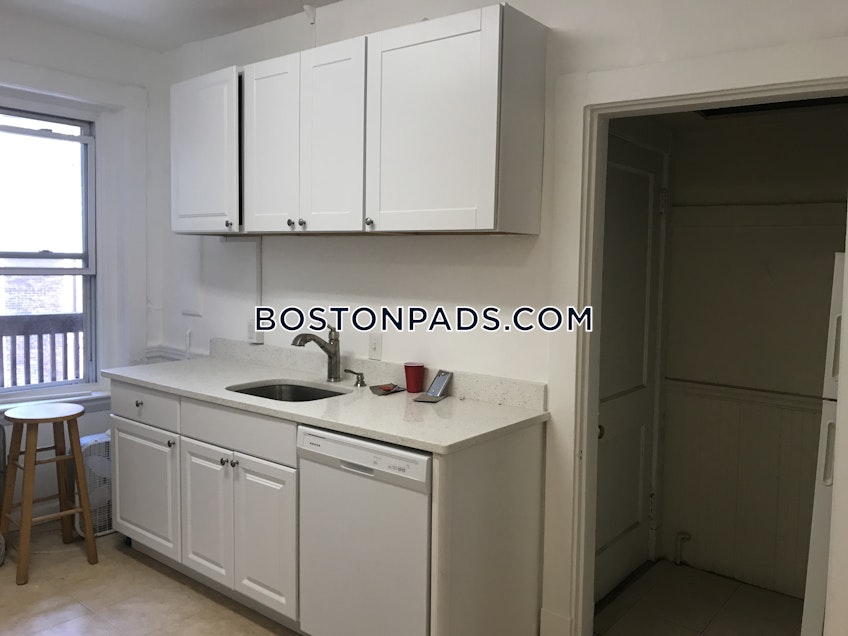 Boston - $5,150+ /month