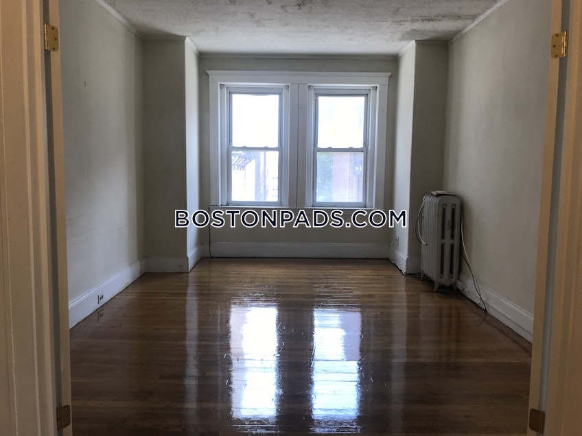 Boston - $5,150+ /month