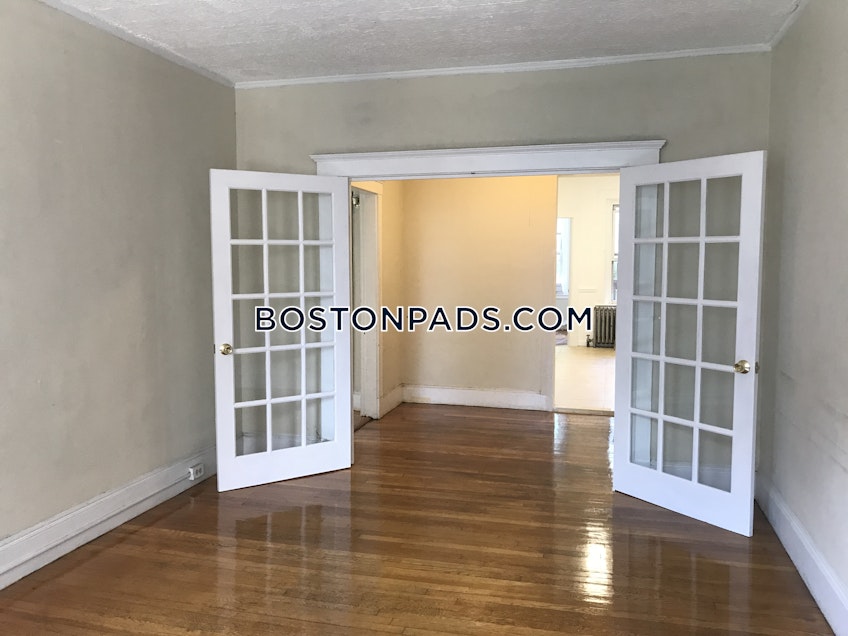 Boston - $5,150+ /month
