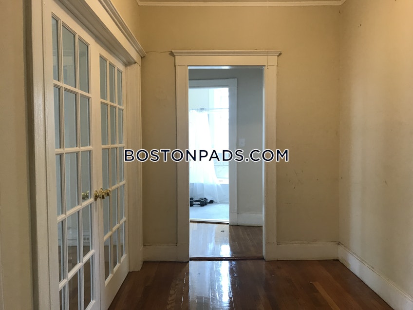 Boston - $5,150+ /month