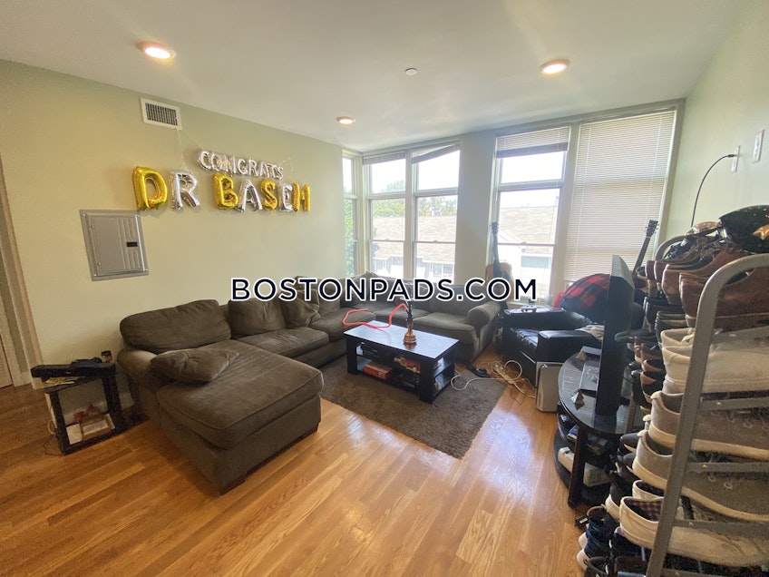 Boston - $4,150+ /month