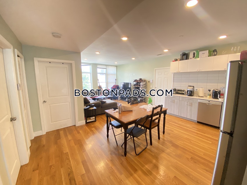 Boston - $4,150+ /month