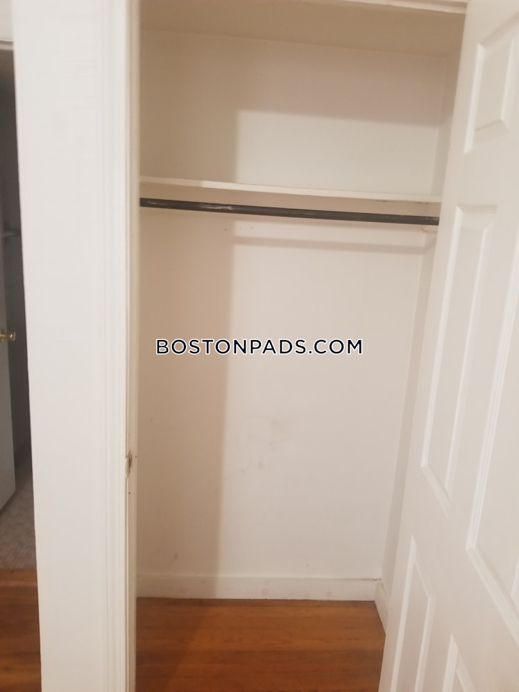 Brighton Ave., Boston