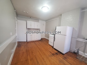 Boston - 2 Beds, 1 Baths