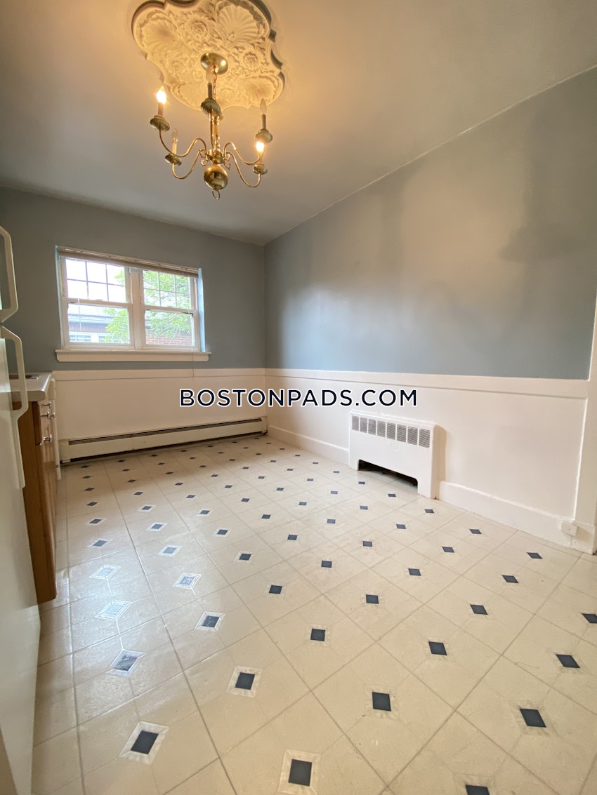 BOSTON - BRIGHTON - OAK SQUARE - 1 Bed, 1 Bath - Image 6