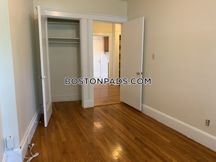 MEDFORD - MEDFORD SQUARE - 1 Bed, 1 Bath - Image 2