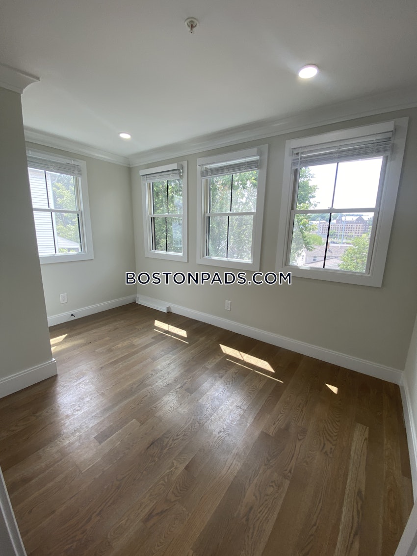 BOSTON - BRIGHTON - BOSTON COLLEGE - 4 Beds, 2 Baths - Image 21