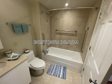 Boston - 1 Beds, 1 Baths