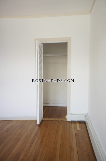 Boston - 3 Beds, 1 Baths