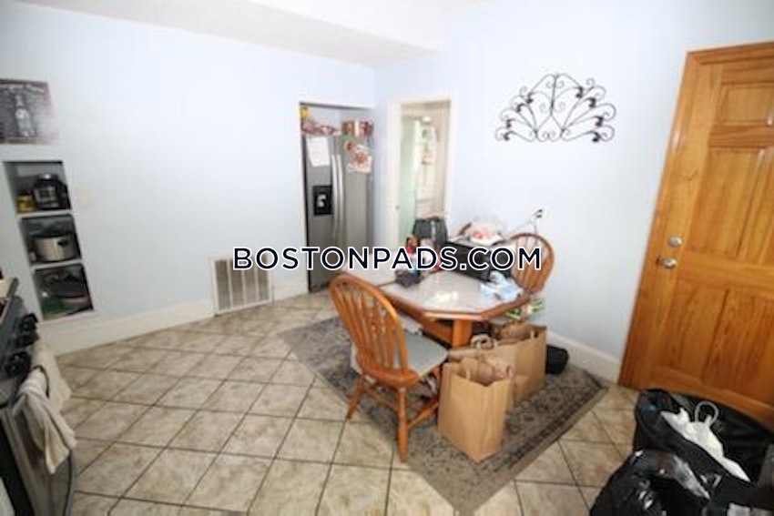 BOSTON - ALLSTON - 3 Beds, 2 Baths - Image 7