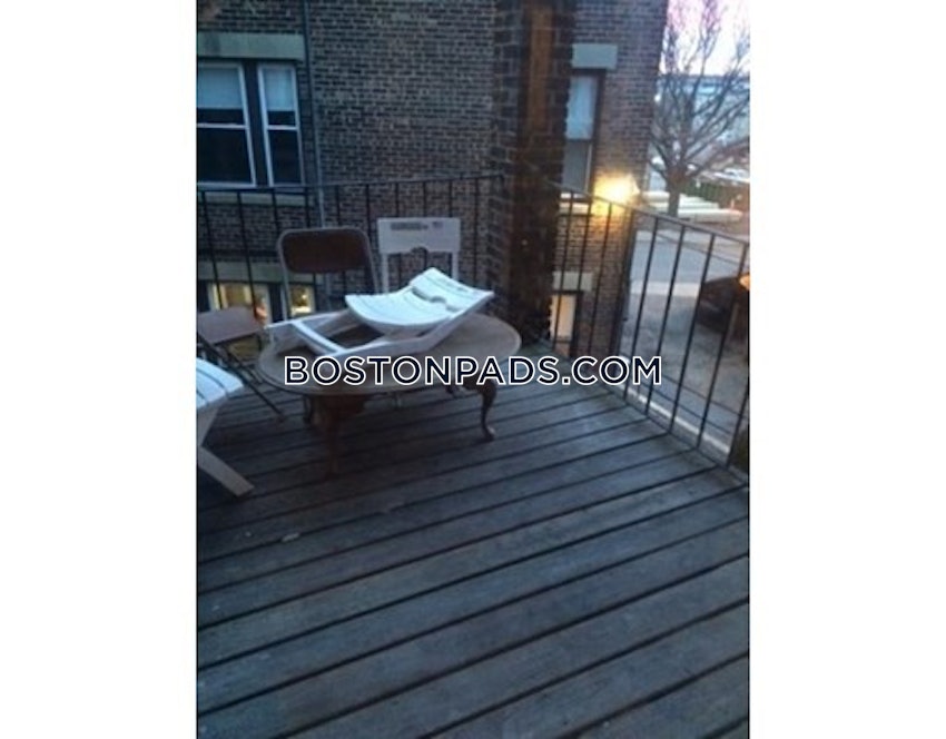 BOSTON - ALLSTON - 4 Beds, 1 Bath - Image 11