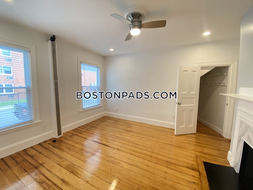BOSTON - FORT HILL - 3 Beds, 1 Bath - Image 7