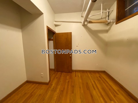 Saint Stephen St. Boston photo 21