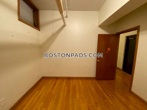 Saint Stephen St. Boston photo 17