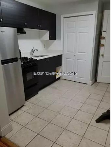 Boston - 2 Beds, 1 Baths