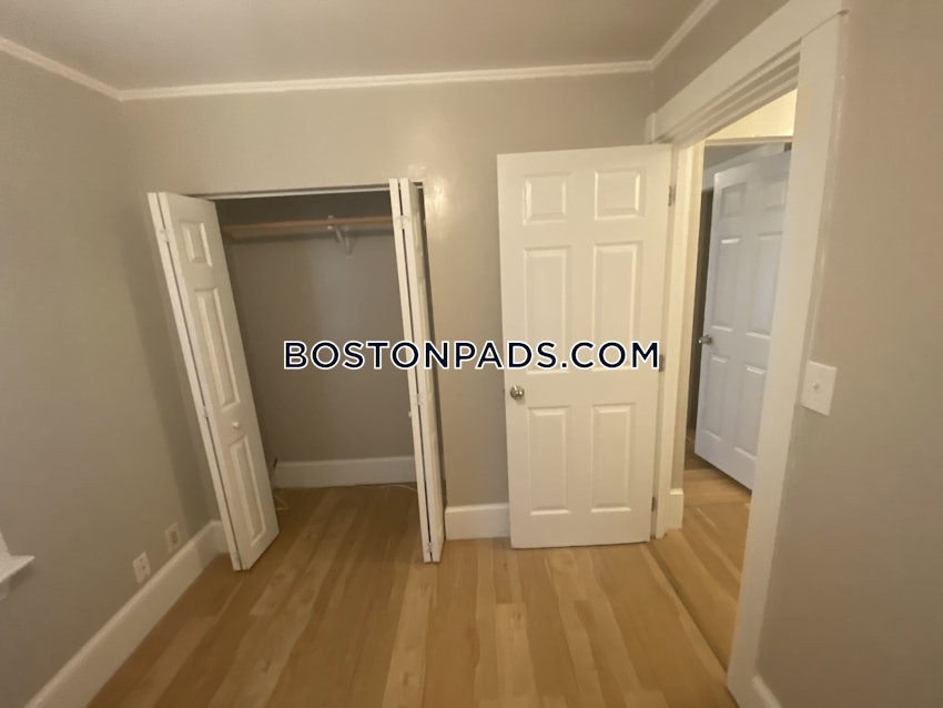 MALDEN - 3 Beds, 1 Bath - Image 15