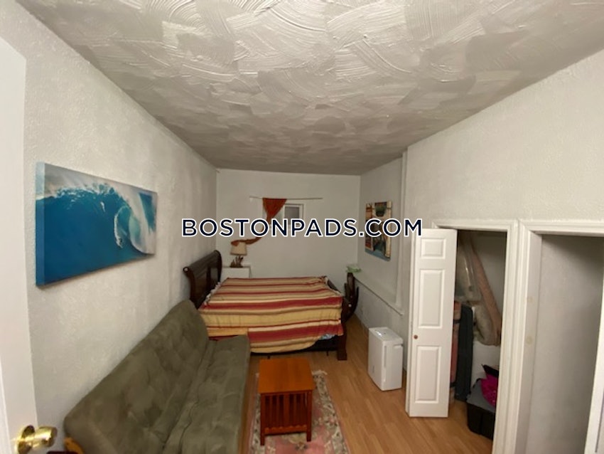 BOSTON - WEST ROXBURY - Studio , 1 Bath - Image 8