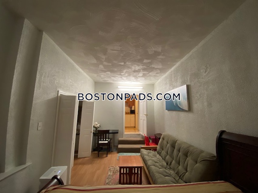 BOSTON - WEST ROXBURY - Studio , 1 Bath - Image 5