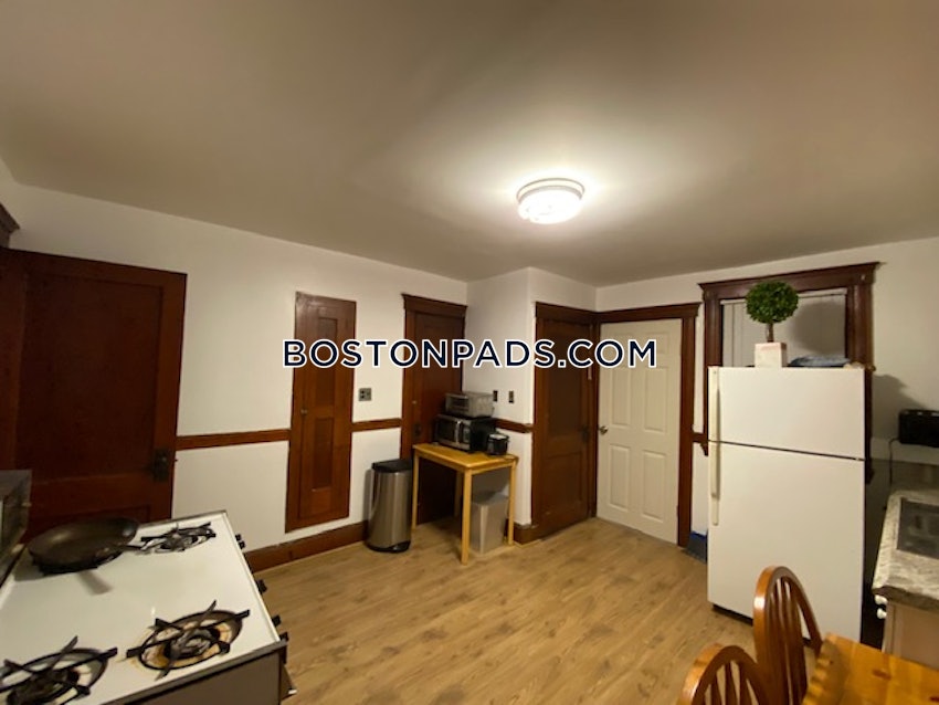 BOSTON - WEST ROXBURY - 3 Beds, 1 Bath - Image 12