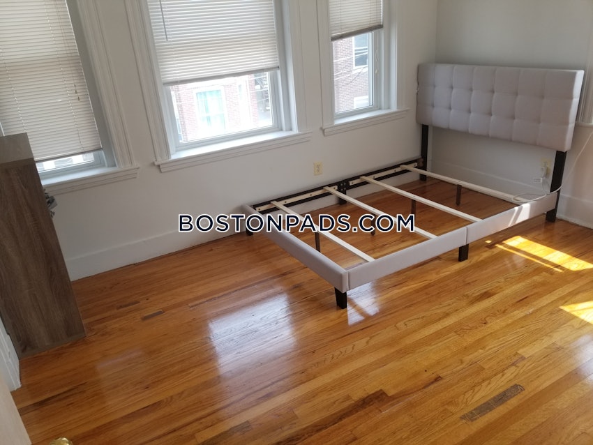 BOSTON - ALLSTON - 2 Beds, 1 Bath - Image 4