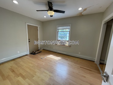 Boston - 3 Beds, 1 Baths