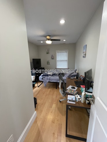 Boston - 3 Beds, 1 Baths