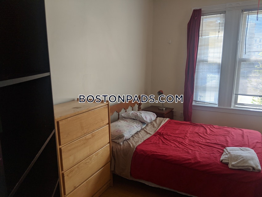 CAMBRIDGE - KENDALL SQUARE - 3 Beds, 1 Bath - Image 9