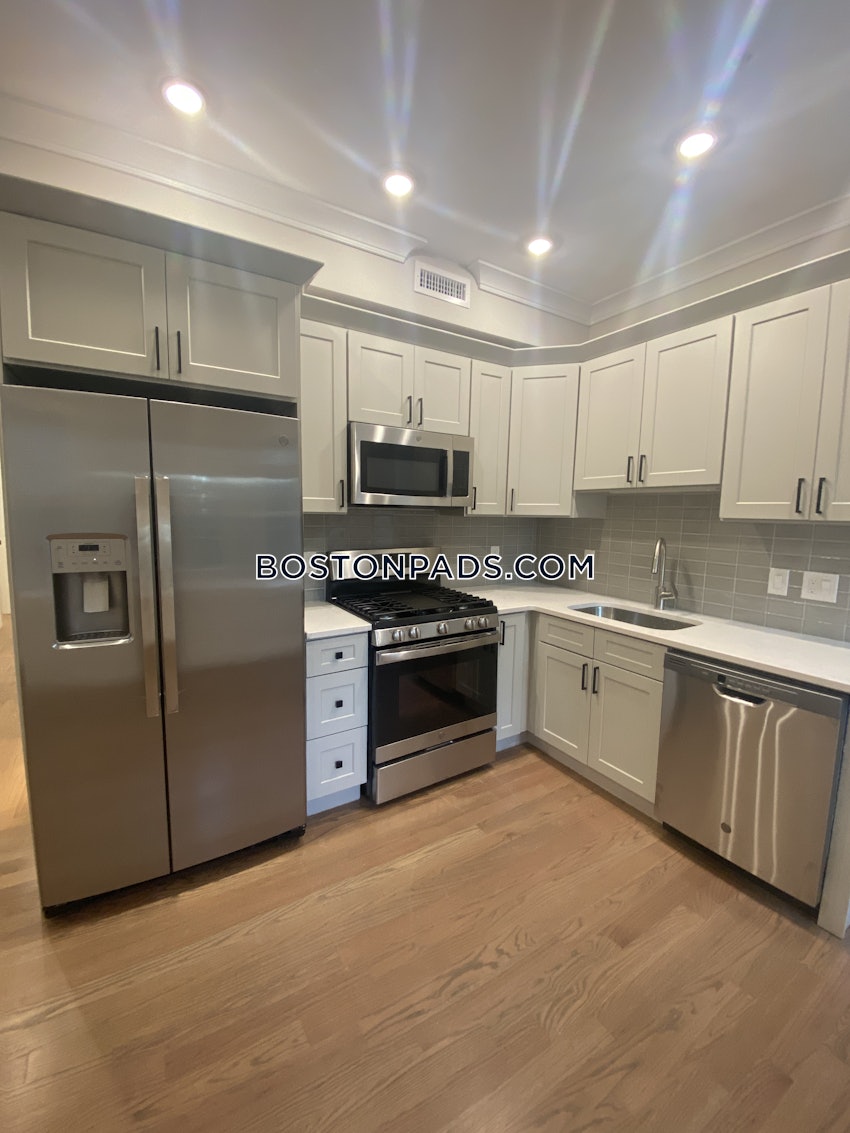 BOSTON - EAST BOSTON - JEFFRIES POINT - 4 Beds, 2 Baths - Image 25