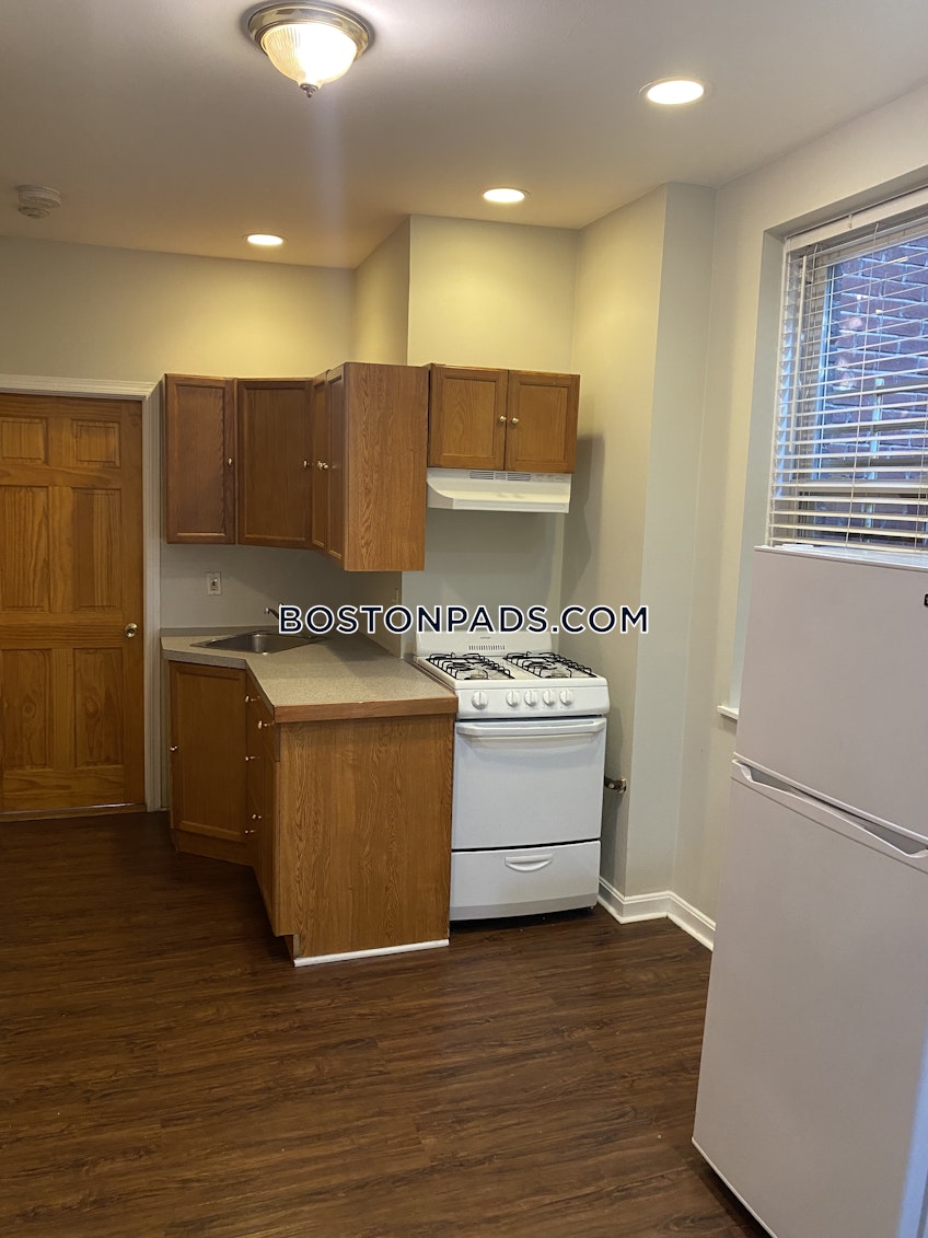 Boston - $4,000+ /month